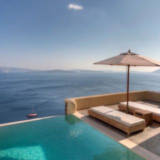 Mystique Hotel: The Soul of Santorini