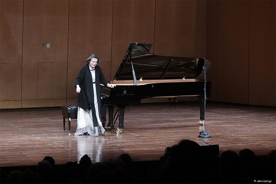 SCHUBERT SONATAS by pianist Elisabeth Leonskaja