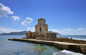 Get Captured by the Castle in Methoni