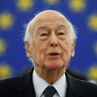 Valery Giscard d’Estaing: Greece’s staunchest ally…and the one to thank for Syngrou Avenue!