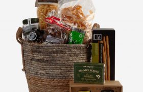 Be an Easter Angel with these magical Gourmet Greek Gift Hampers