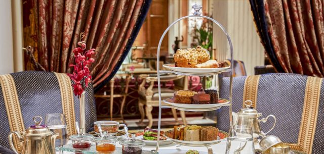 Christmas Afternoon Tea at the Hotel Grande Bretagne