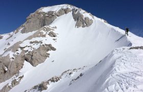 Ski camps by Trekking Hellas: Engage your children with winter sports and activities