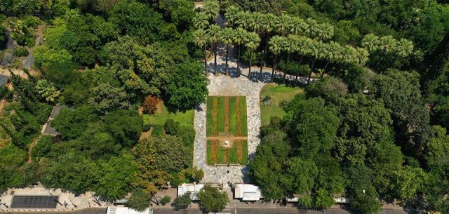 How to make the most of your walk in the National Gardens