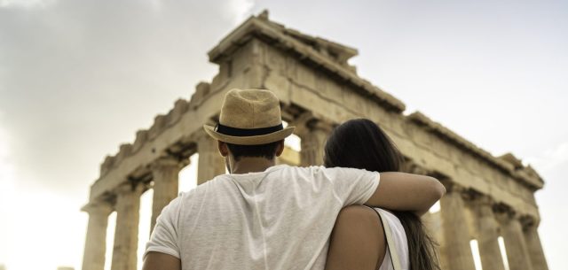 Where to amp up the romance in Athens? 8 Fool-proof Date Nights