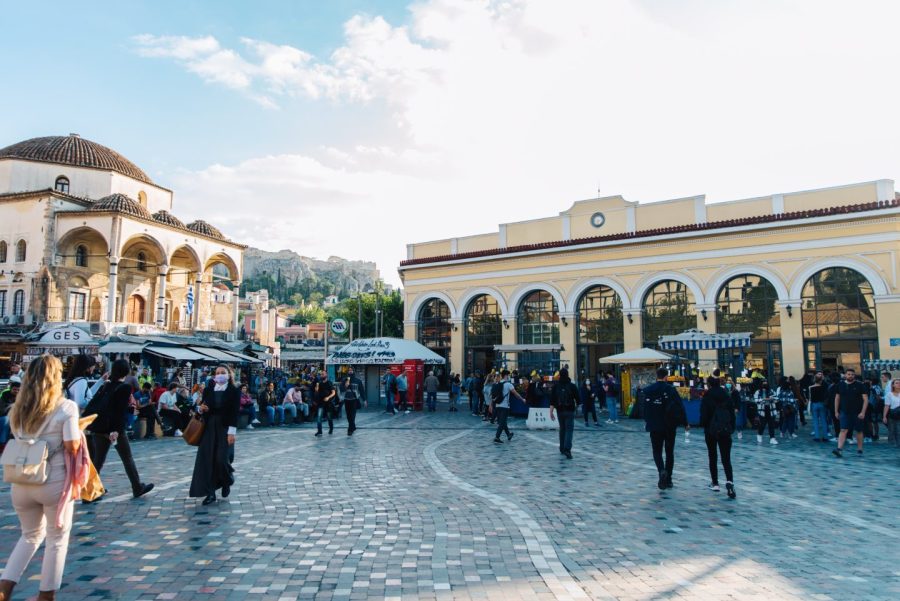 Monastiraki: Bargain-hunt by day, Bar-hop by night